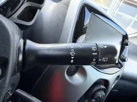 Toyota Aygo (2016) thumbnail 12