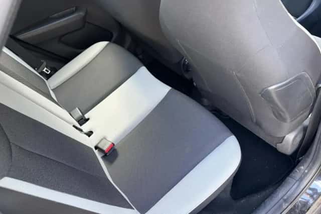 Toyota Aygo (2016) thumbnail 28
