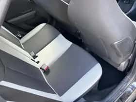Toyota Aygo (2016) thumbnail 28
