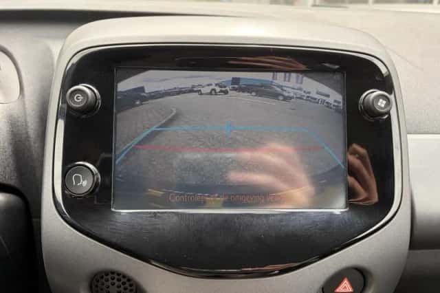 Toyota Aygo (2021) thumbnail 18