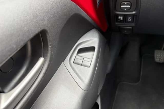 Toyota Aygo (2021) thumbnail 23