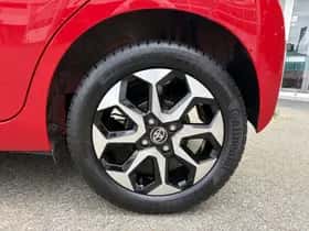 Toyota Aygo (2021) thumbnail 32