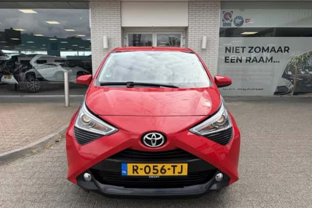 Toyota Aygo (2021) thumbnail 6