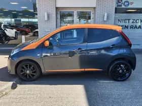 Toyota Aygo (2021) thumbnail 3