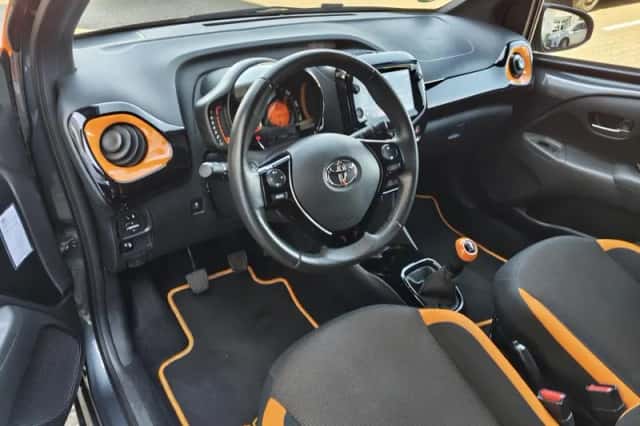 Toyota Aygo (2021) thumbnail 23