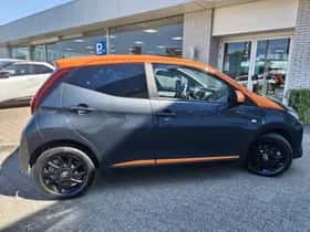 Toyota Aygo (2021) thumbnail 5