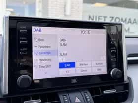 Toyota RAV4 (2019) thumbnail 23