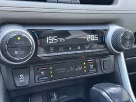 Toyota RAV4 (2019) thumbnail 24