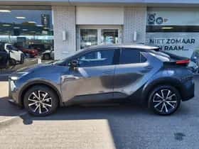 Toyota C-HR (2025) thumbnail 3