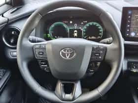 Toyota C-HR (2025) thumbnail 9