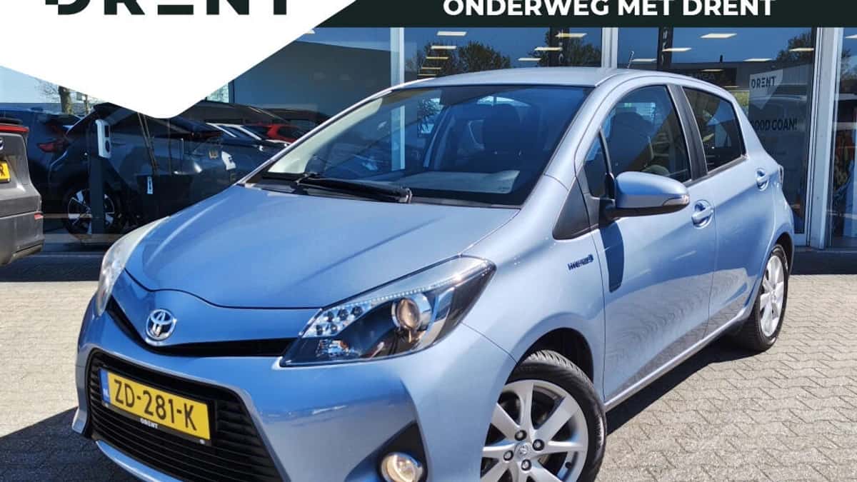 Toyota Yaris (2013) — foto 1