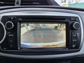 Toyota Yaris (2013) thumbnail 15