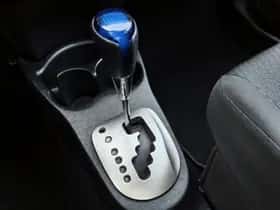 Toyota Yaris (2013) thumbnail 17