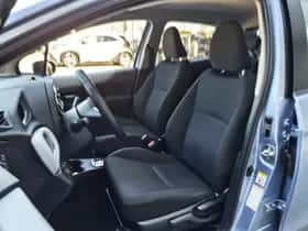 Toyota Yaris (2013) thumbnail 23