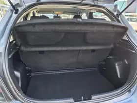 Toyota Yaris (2013) thumbnail 27