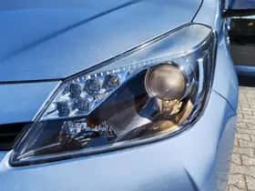 Toyota Yaris (2013) thumbnail 29