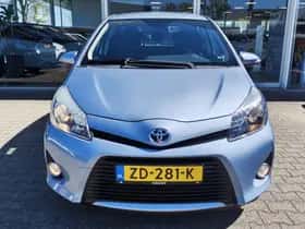 Toyota Yaris (2013) thumbnail 6