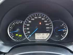 Toyota Yaris (2013) thumbnail 10