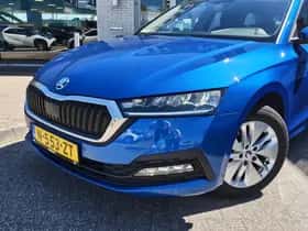 Škoda Octavia (2022) thumbnail 2