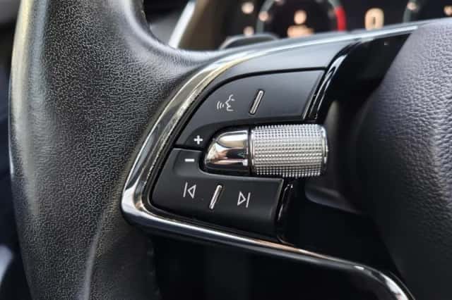 Škoda Octavia (2022) thumbnail 14