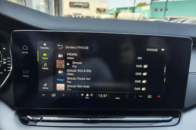 Škoda Octavia (2022) thumbnail 18