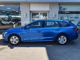 Škoda Octavia (2022) thumbnail 3