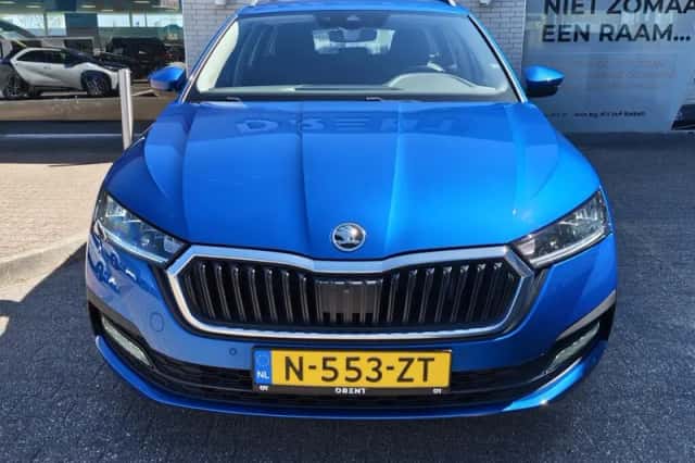 Škoda Octavia (2022) thumbnail 6