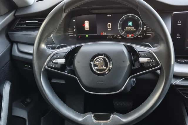 Škoda Octavia (2022) thumbnail 9