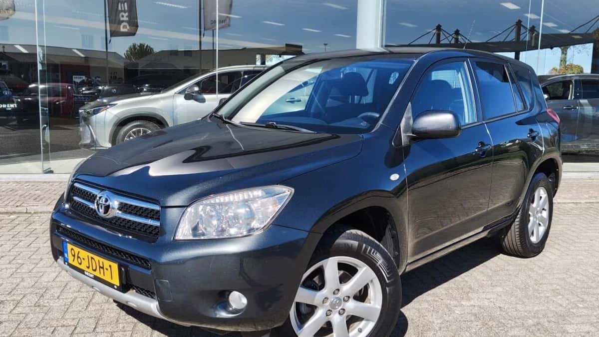 Toyota RAV4 (2009) — foto 1