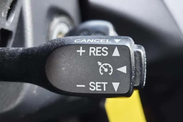 Toyota RAV4 (2009) thumbnail 14