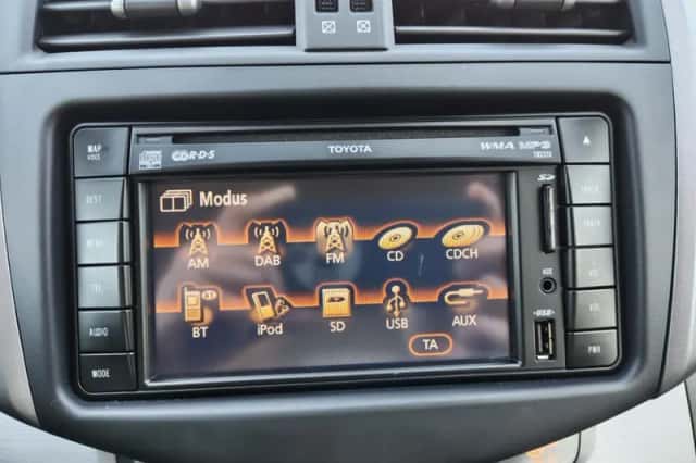 Toyota RAV4 (2009) thumbnail 15