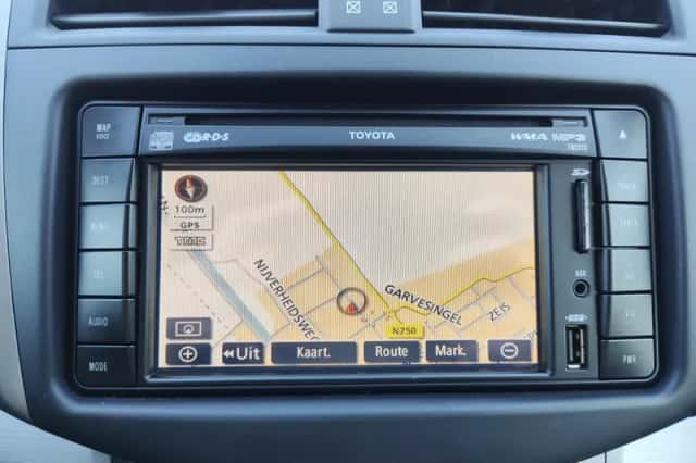 Toyota RAV4 (2009) thumbnail 17