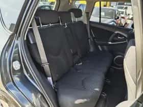 Toyota RAV4 (2009) thumbnail 28