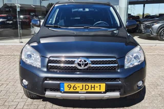 Toyota RAV4 (2009) thumbnail 6