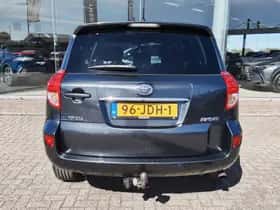 Toyota RAV4 (2009) thumbnail 7