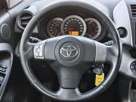 Toyota RAV4 (2009) thumbnail 10