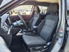 Suzuki Vitara (2018) thumbnail 25