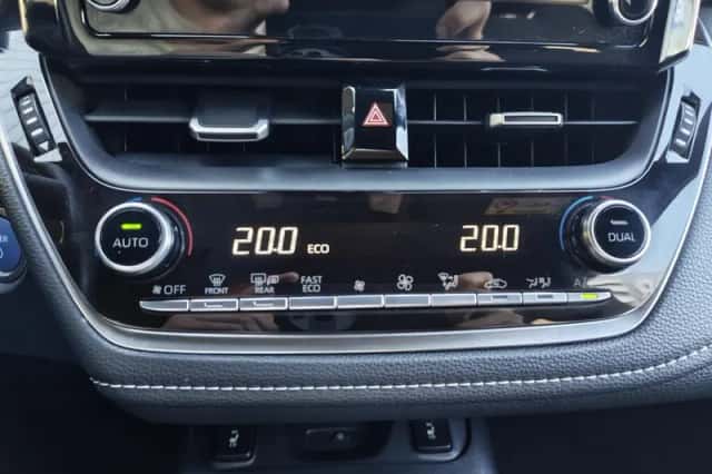 Toyota Corolla (2020) thumbnail 21