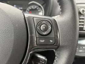 Toyota Yaris (2019) thumbnail 12