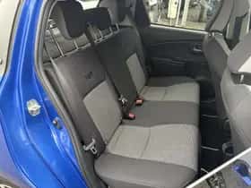 Toyota Yaris (2019) thumbnail 33
