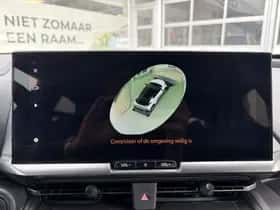 Toyota C-HR (2025) thumbnail 17
