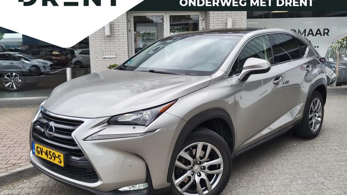 Lexus NX (2015) — foto 1