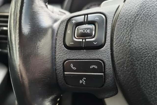 Lexus NX (2015) thumbnail 15