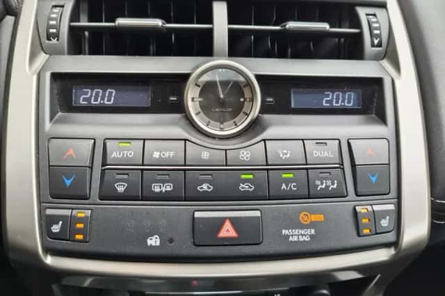 Lexus NX (2015) thumbnail 21