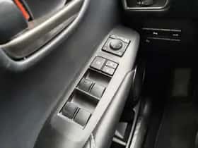 Lexus NX (2015) thumbnail 26