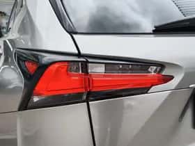 Lexus NX (2015) thumbnail 40