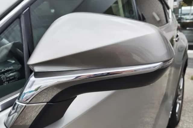 Lexus NX (2015) thumbnail 41