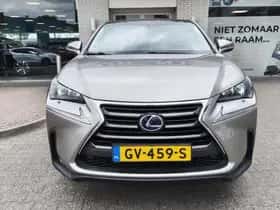 Lexus NX (2015) thumbnail 6