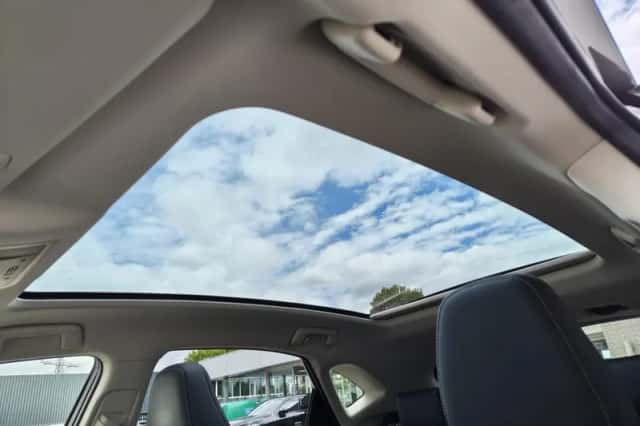 Lexus NX (2015) thumbnail 9