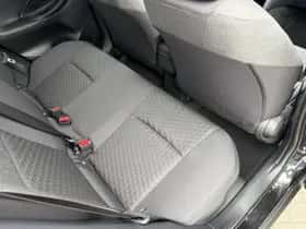 Toyota Yaris Cross (2026) thumbnail 31